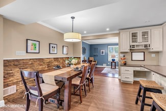 26 Devon Dr, Manalapan, NJ 07726