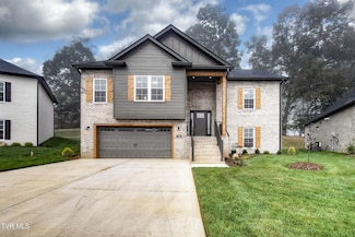 750 Hunts Terrace Dr, Kingsport, TN 37663