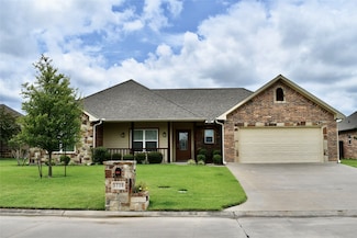 1729 Round Rock Cir, Sulphur Springs, TX 75482