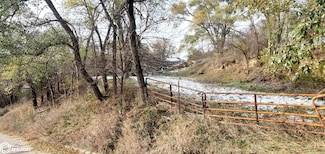 3011 14th St, Sioux City, IA 51105