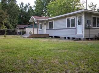 7003 Hoffman St, Houston, TX 77028