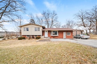 6808 NW 71st St, Kansas City, MO 64152