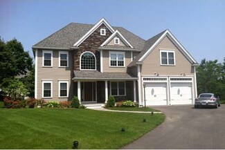 30 Fairway Dr, Woburn, MA 01801