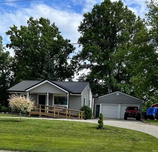 1407 W Winona Ave, Warsaw, IN 46580
