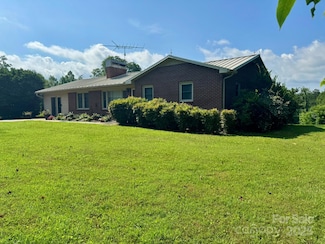 2852 Old Highway 60, Millers Creek, NC 28651