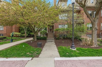 1403 S Main St, Royal Oak, MI 48067