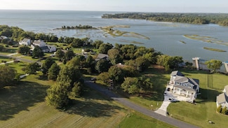 16 Arlington Chase Rd Unit 16, Cape Charles, VA 23310