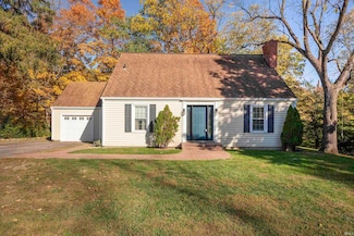 3300 S Burlington Dr, Muncie, IN 47302