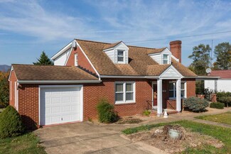201 Shenandoah Ave, Shenandoah, VA 22849