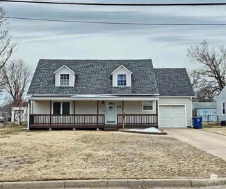314 NE 12th St, Abilene, KS 67410