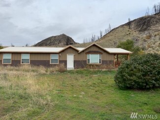 854 Omak Riverside Eastside Rd, Riverside, WA 98849