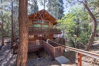 818 Kern Ave, Sugar Loaf, CA 92386