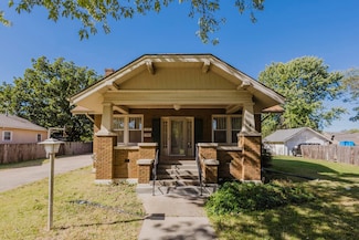 1147 State St, Augusta, KS 67010