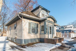 322 Berg Ave, Trenton, NJ 08610