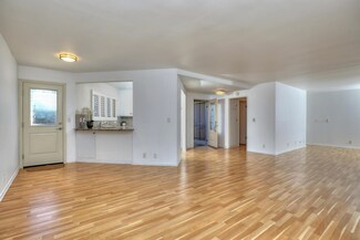 339 Moreton Bay Ln Unit 2, Goleta, CA 93117