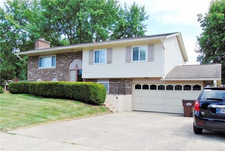 1045 Hamlet Dr, Xenia, OH 45385