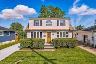 5997 Westbrook Dr, Brookpark, OH 44142