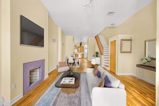 148 W 123rd St, New York, NY 10027