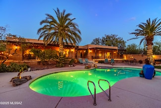 3825 N Silver Dr, Tucson, AZ 85749