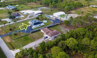 3625 54th Ave NE, Naples, FL 34120