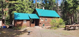 151 Bumping River Rd, Naches, WA 98937