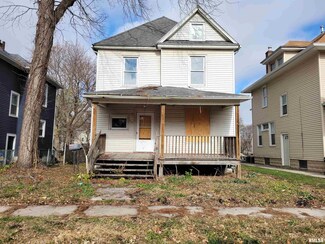 4211 8th Ave, Rock Island, IL 61201