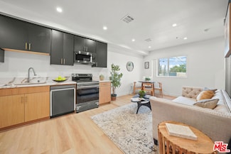 4202 Willimet Ave, Los Angeles, CA 90039