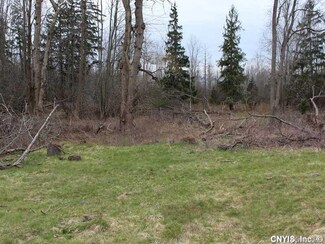 5923 W Lake Rd, Auburn, NY 13021