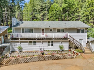 7011 Lakewood Dr, Pollock Pines, CA 95726
