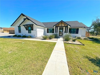 312 Skyline Dr, Copperas Cove, TX 76522