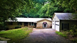 7010 Locust Ct, Owings, MD 20736