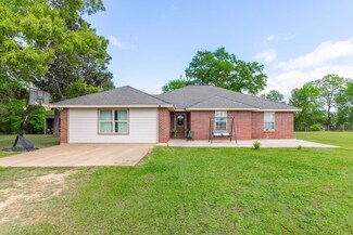 21449 Fm 92 Rd S, Fred, TX 77616