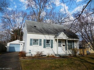 2482 24th St, Cuyahoga Falls, OH 44223
