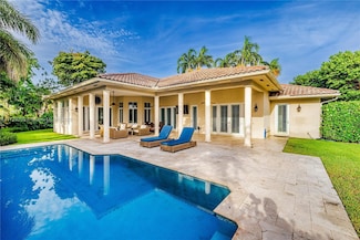 16721 SW 86th Ct, Palmetto Bay, FL 33157