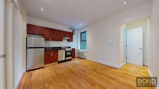 207-209 W 11th St Unit 1D, New York, NY 10014