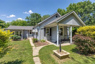1105 Jefferson Ave, Staunton, IL 62088