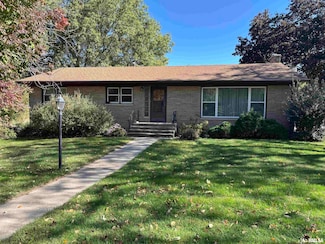 1401 6th St, Orion, IL 61273