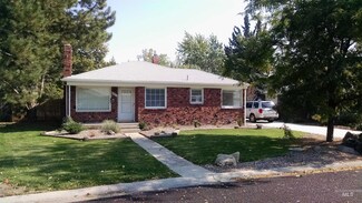900 Wade Cir, Boise, ID 83705