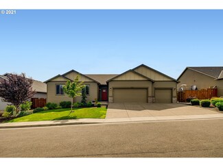770 E Mckinley St, Carlton, OR 97111