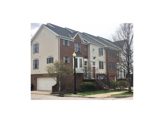 8214 Chester Pkwy, Cleveland, OH 44103