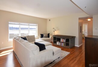 358 Rector St Unit 701, Perth Amboy, NJ 08861
