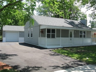 702 Oda St, Davison, MI 48423