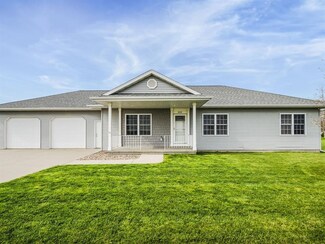 602 Lyness St, Ryan, IA 52330