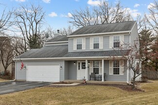 358 Greenview Dr, Crystal Lake, IL 60014
