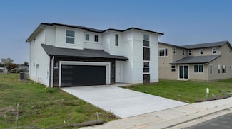 918 Robin Ct, Oakdale, CA 95361