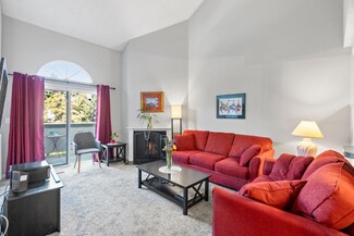 25930 Kay Ave Unit 301, Hayward, CA 94545