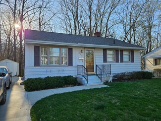 2616 Botham Ct, Saint Joseph, MI 49085