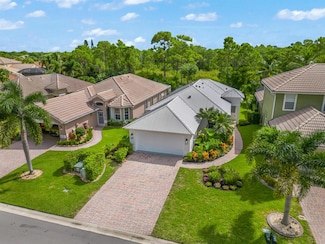 3665 NW Deer Oak Dr, Jensen Beach, FL 34957