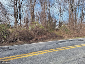 1005 Rollins Ave, Capitol Heights, MD 20743
