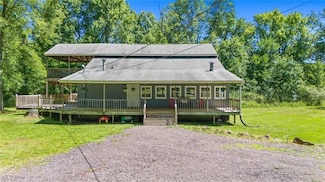 10683 Knowlton Rd, Garrettsville, OH 44231